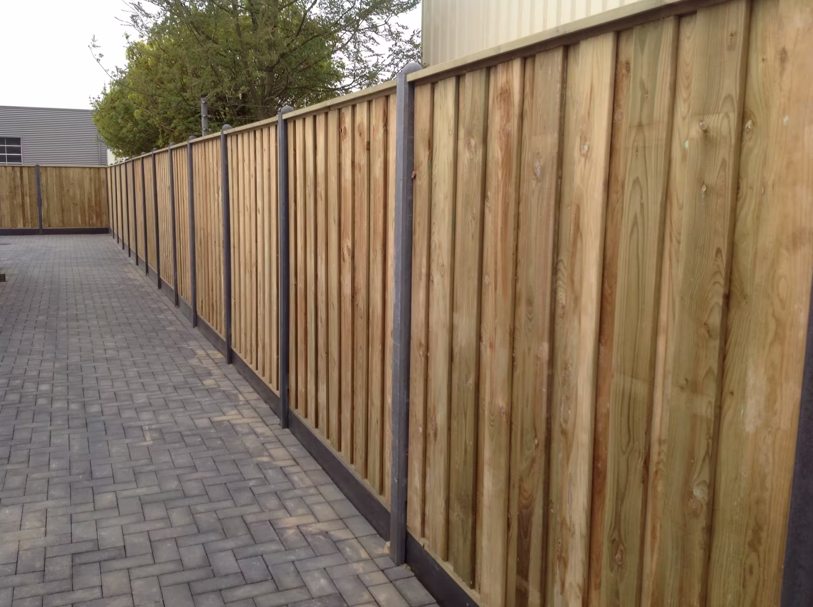 Tuinschutting voor privacy en afscheiding